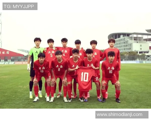 上海足球队在世界杯积分榜中以84分稳居第一名，展现强劲实力